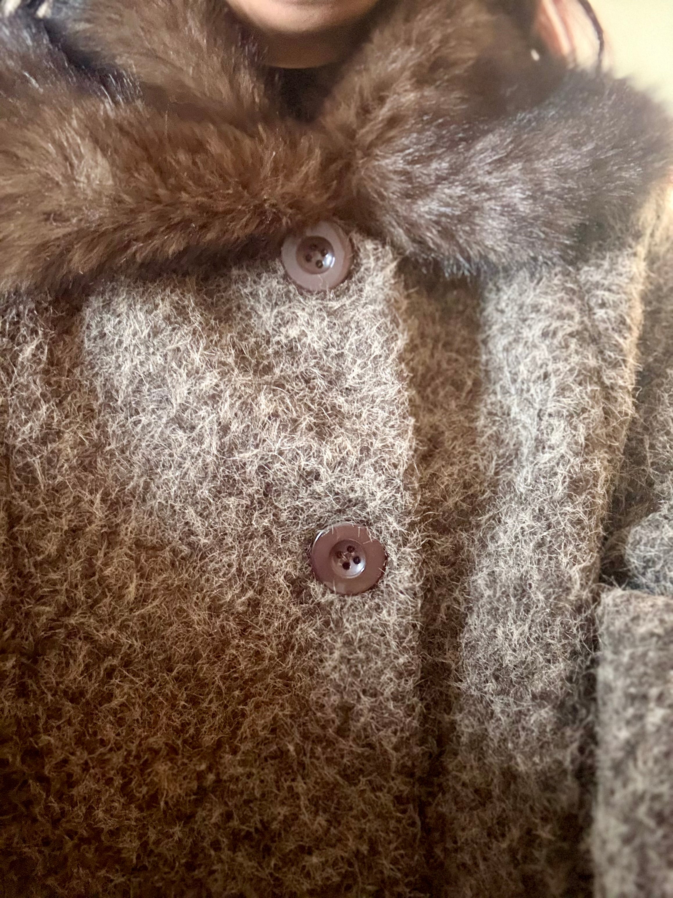 Veste courte col effet fourrure