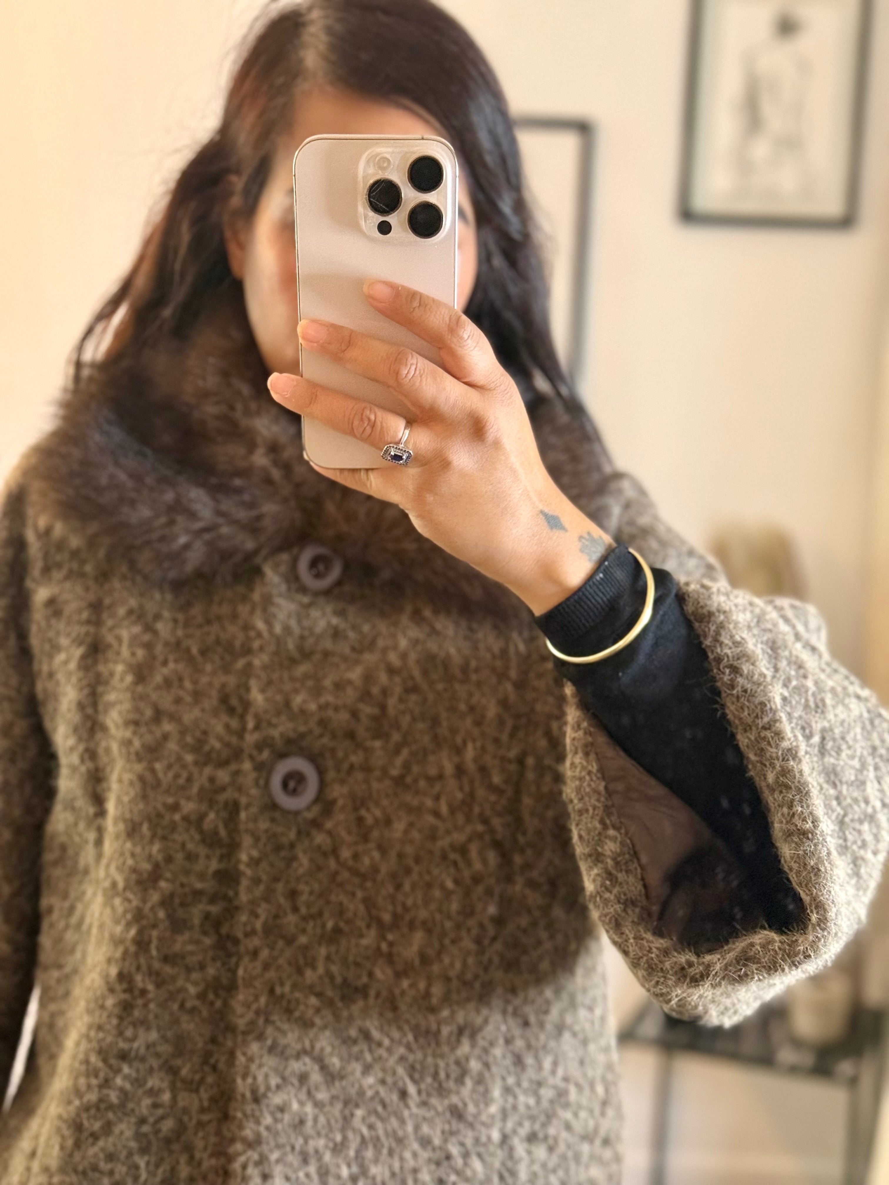 Veste courte col effet fourrure