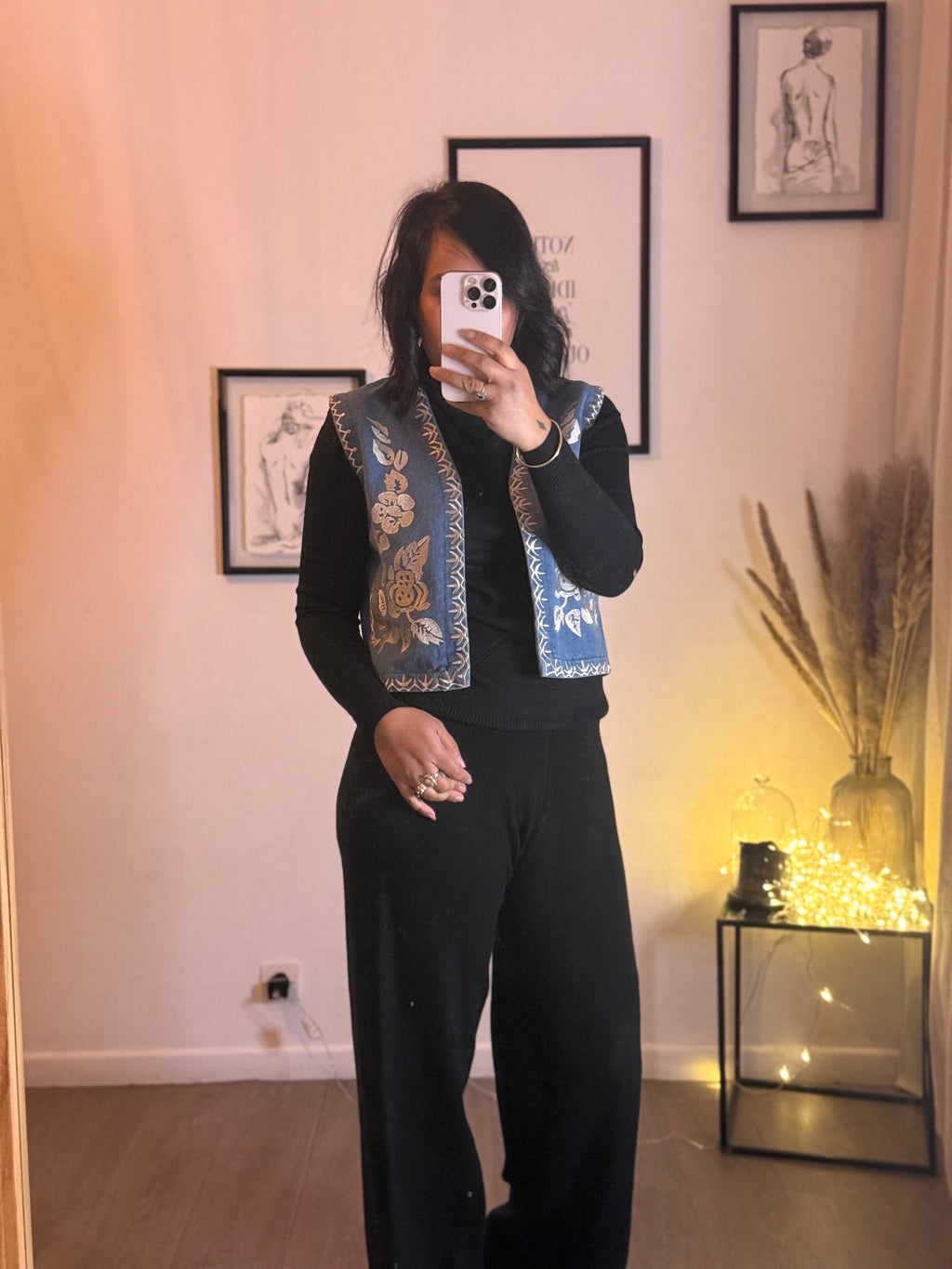 Gilet sans manches en denim brodé