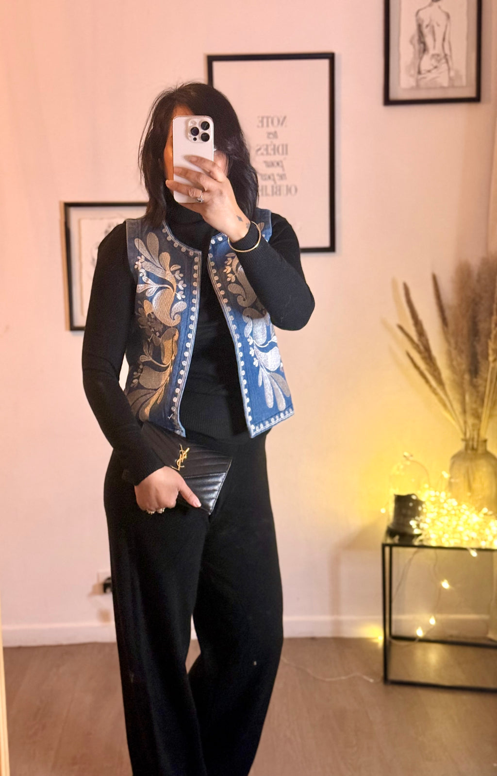 Gilet sans manches en denim brodé